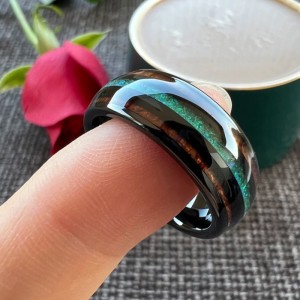 Trouwringen wolfraam - Finn - Zwart, hout en groen opaal