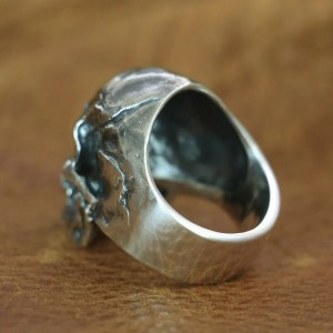 Skull ring - Chaos