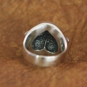 Kiss My Ass ring