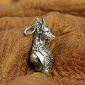 Anubis Hanger