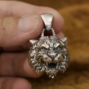 Tijger hanger in 3 maten 