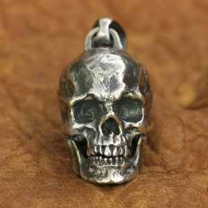 Zware Skull hanger NecroHold