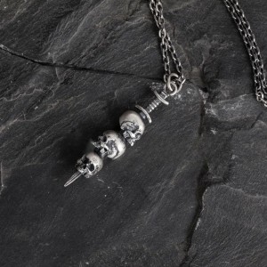 Skull mes hanger - 925 Zilver