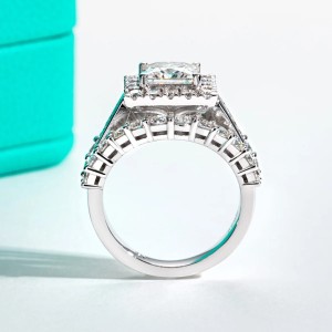 Seraphina Spark 3,884 ct 
