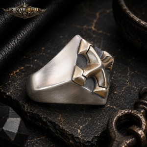 Cross of the Warden