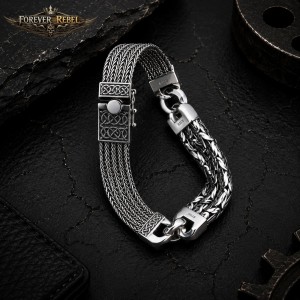 The Silver Labyrinth