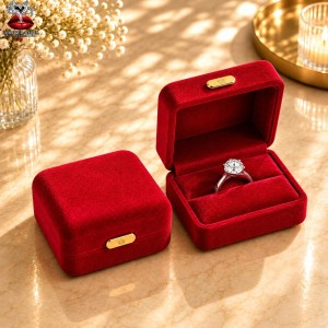 Velvet Ringcase Rood