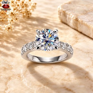 Celine Liora 4.3 ct in goud en zilver 
